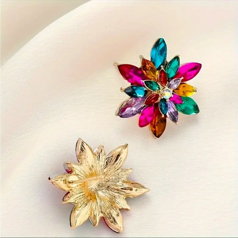 Multicolor Crystal Flower Stud Earrings Bold Statement Sparkle NWT